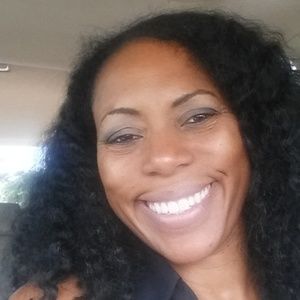 Meet your Posher, Tonya